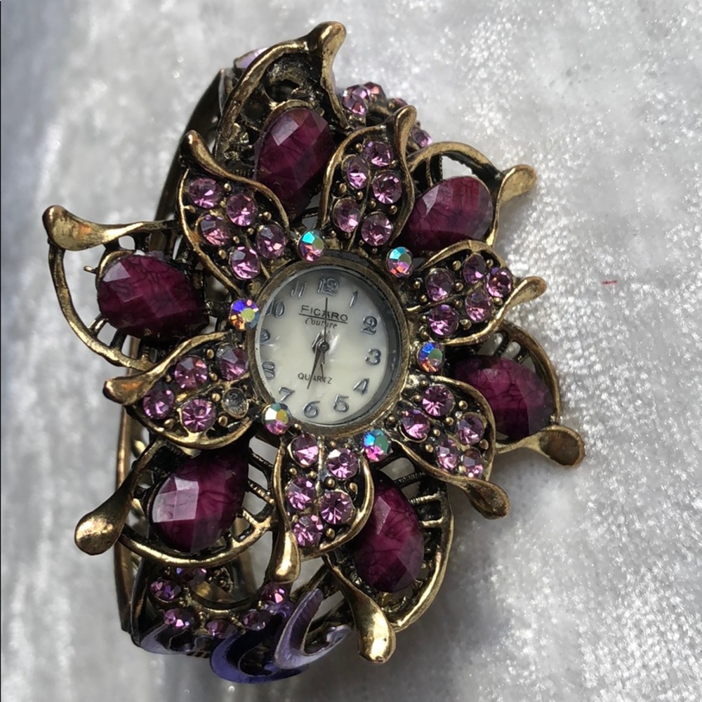 Figaro couture cuff watch